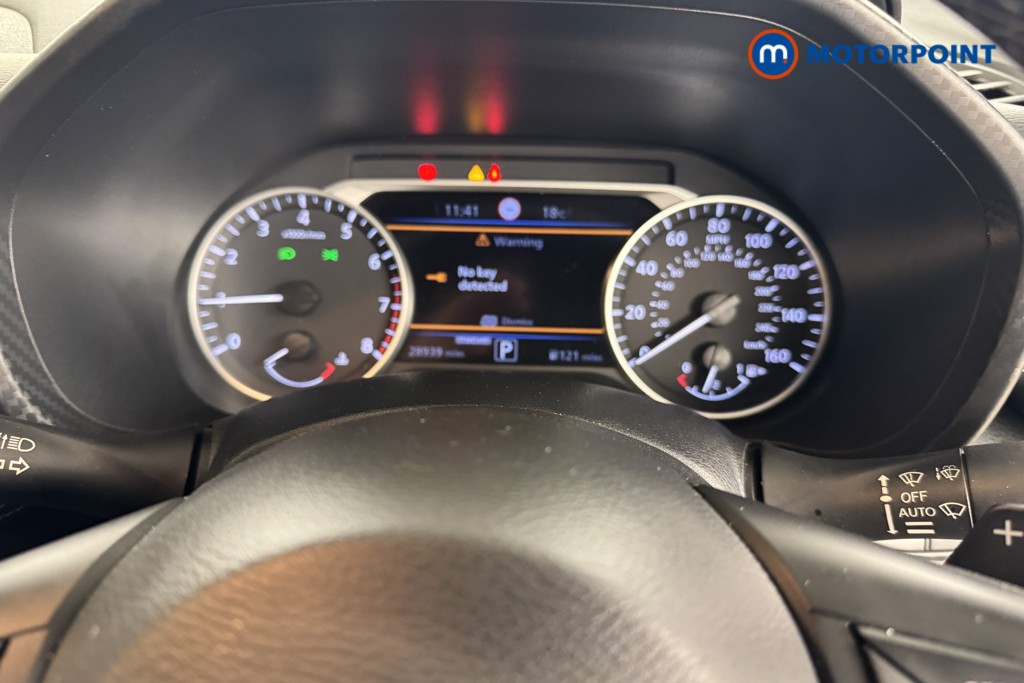 Nissan Juke N-Connecta Automatic Petrol SUV - Stock Number (1537266) - 9th supplementary image