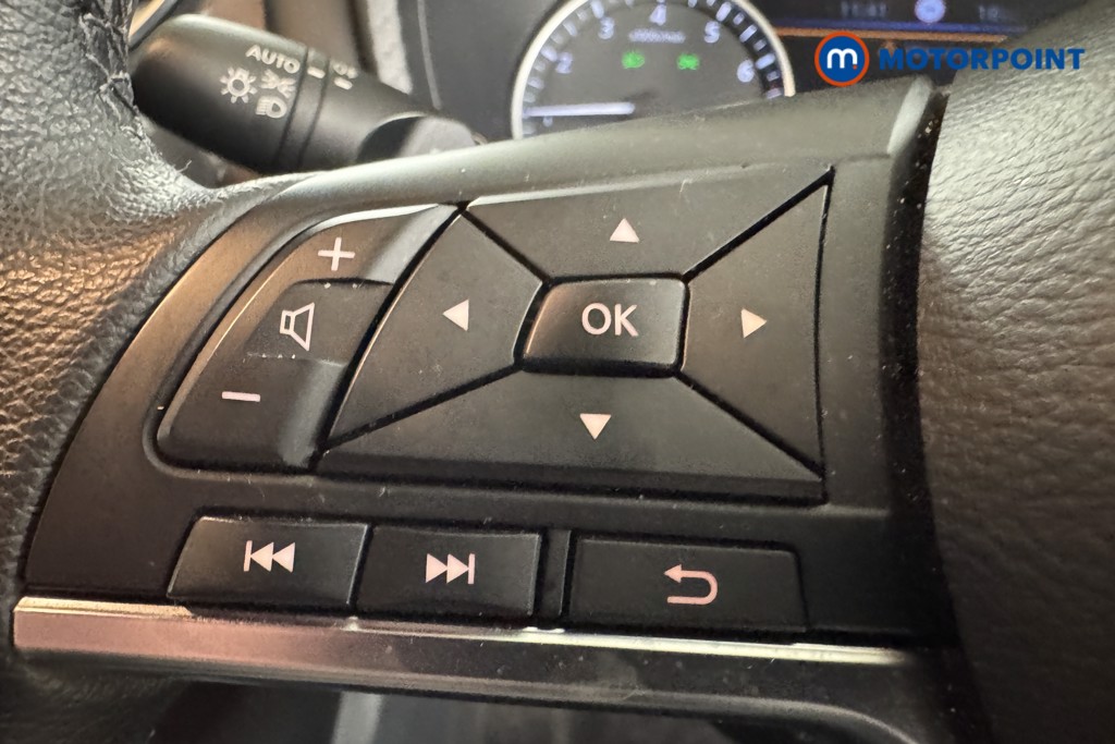 Nissan Juke N-Connecta Automatic Petrol SUV - Stock Number (1537266) - 13th supplementary image