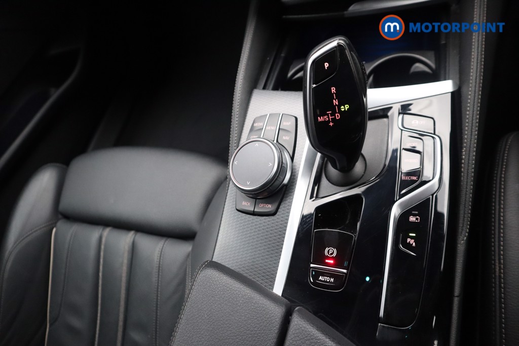 BMW 5 Series M Sport Automatic Petrol Plug-In Hybrid Saloon - Stock Number (1537281) - 13th supplementary image
