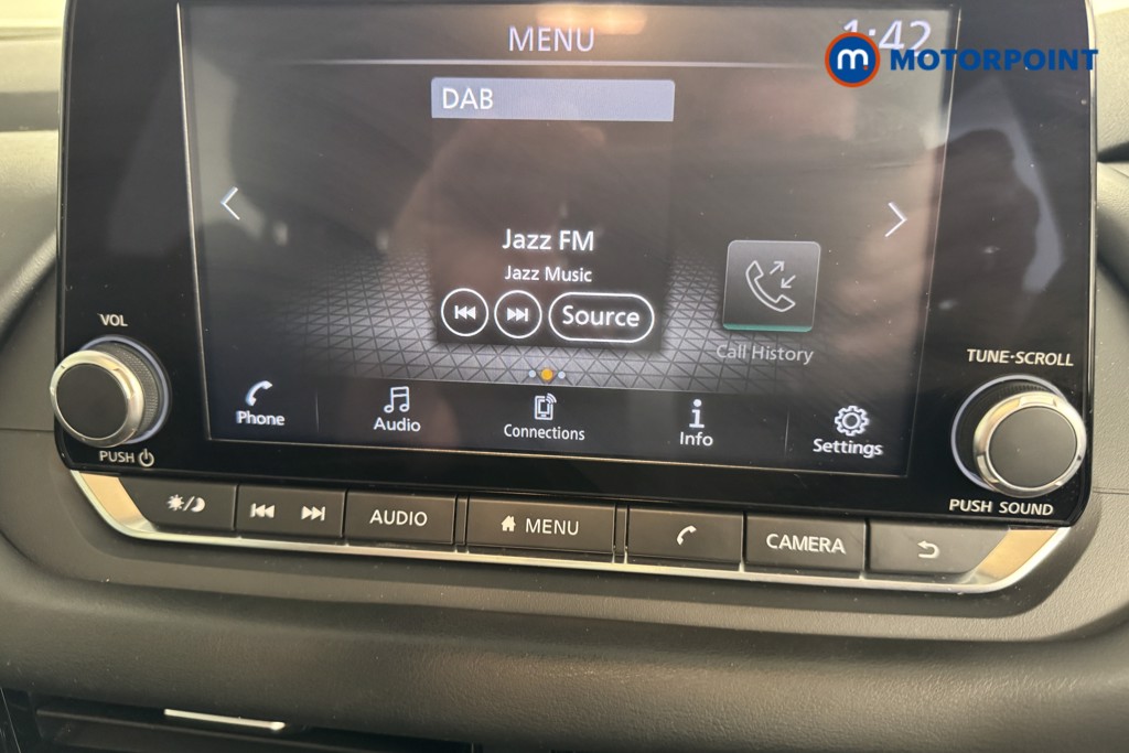 Nissan Qashqai Acenta Premium Manual Petrol SUV - Stock Number (1537825) - 2nd supplementary image