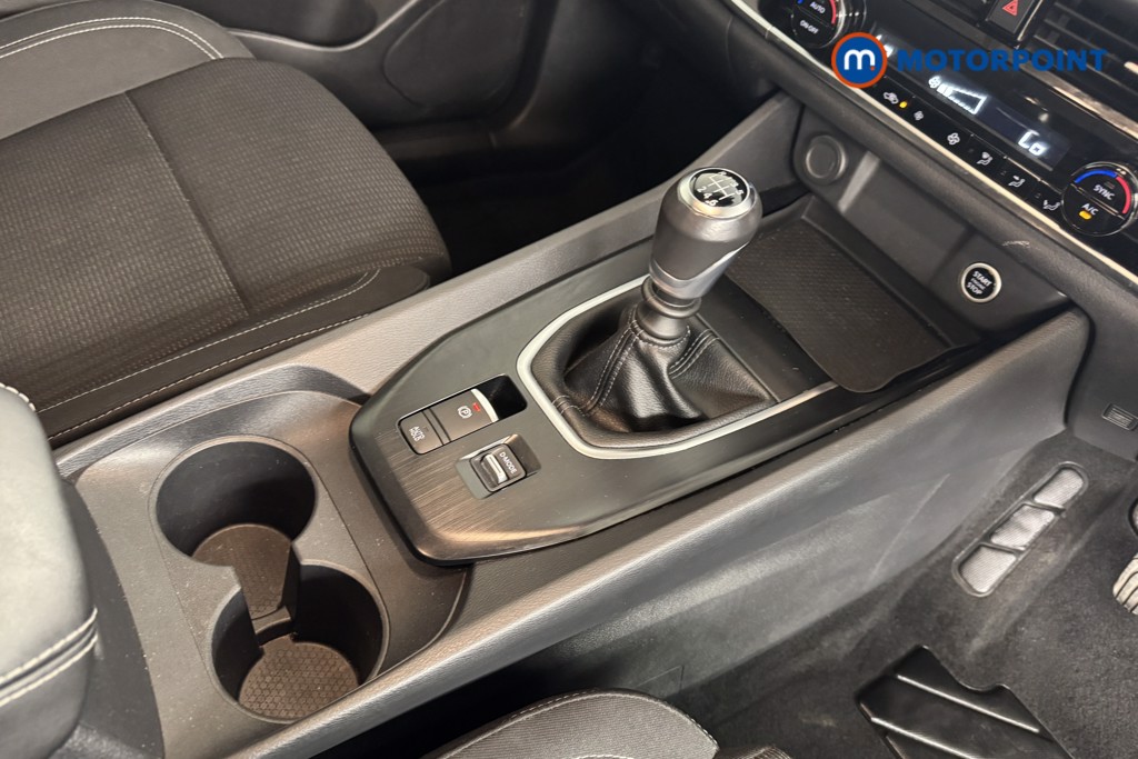 Nissan Qashqai Acenta Premium Manual Petrol SUV - Stock Number (1537825) - 10th supplementary image