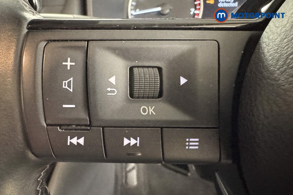Nissan Qashqai Acenta Premium Manual Petrol SUV - Stock Number (1537825) - 13th supplementary image