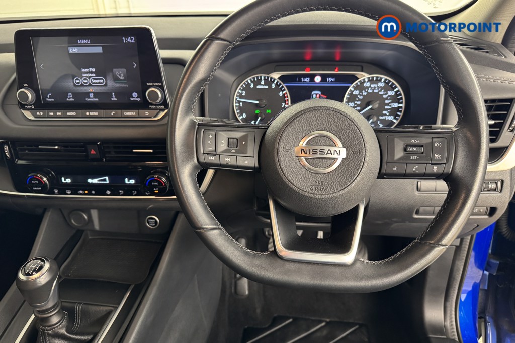 Nissan Qashqai Acenta Premium Manual Petrol SUV - Stock Number (1537825) - 1st supplementary image