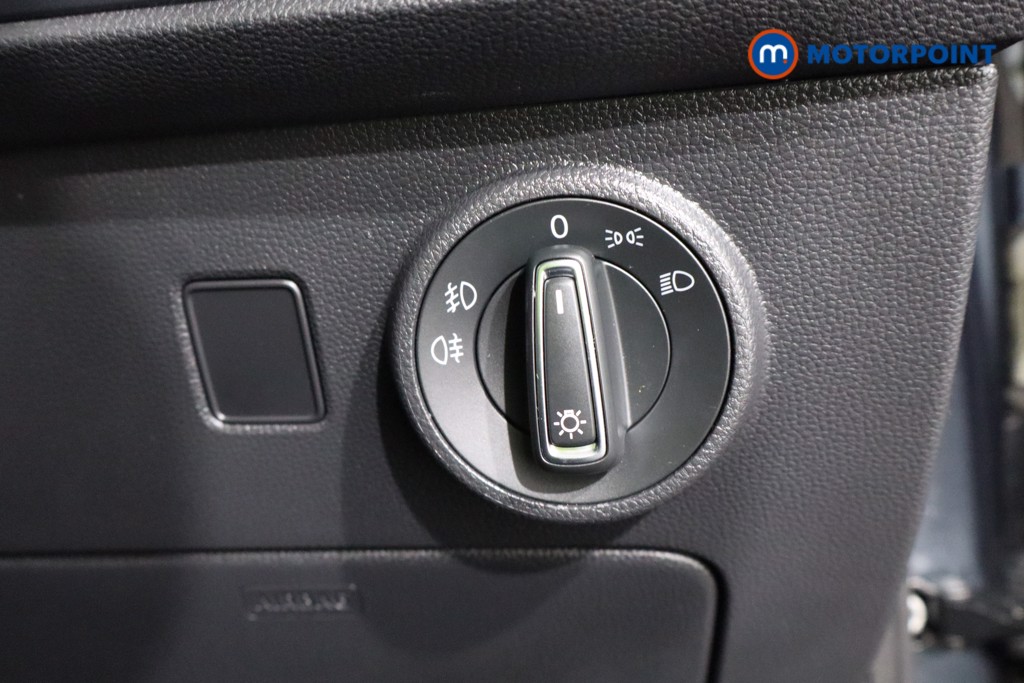 Seat Ateca Se Technology Manual Petrol SUV - Stock Number (1539125) - 21st supplementary image