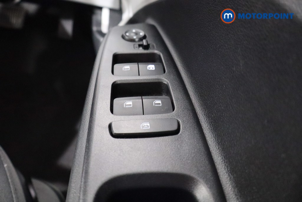 Hyundai I10 Premium Automatic Petrol Hatchback - Stock Number (1539238) - 17th supplementary image