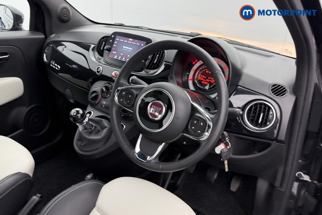Fiat 500 Dolcevita Manual Petrol-Electric Hybrid Hatchback - Stock Number (1539585) - 3rd supplementary image