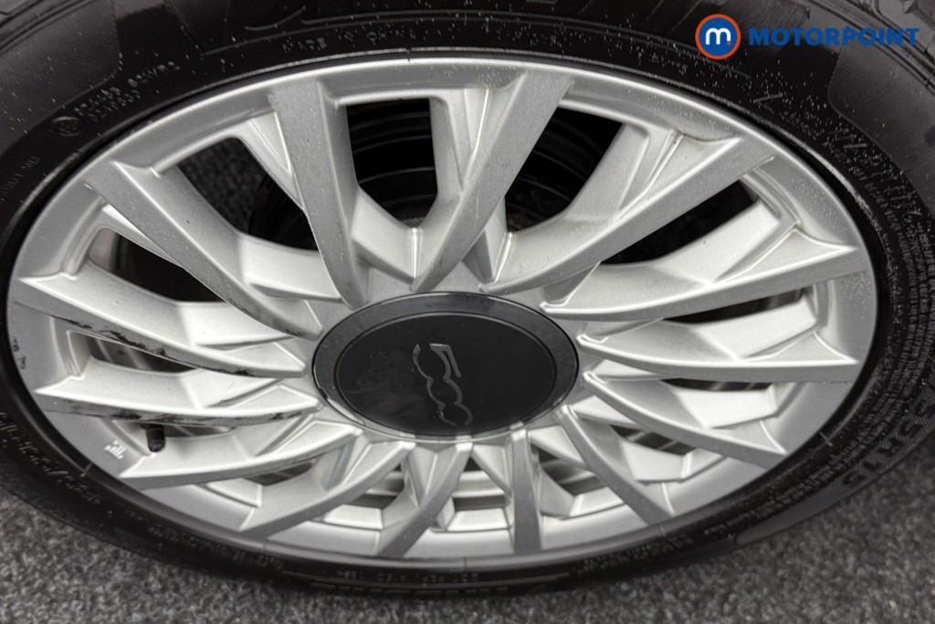 Fiat 500 Dolcevita Manual Petrol-Electric Hybrid Hatchback - Stock Number (1539585) - 27th supplementary image