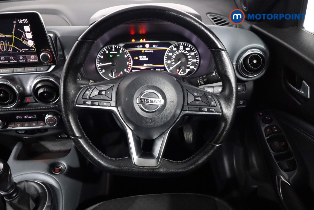 Nissan Juke N-Connecta Manual Petrol SUV - Stock Number (1539706) - 6th supplementary image