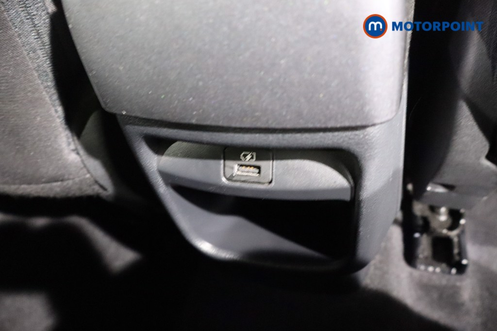 Nissan Juke N-Connecta Manual Petrol SUV - Stock Number (1539706) - 13th supplementary image