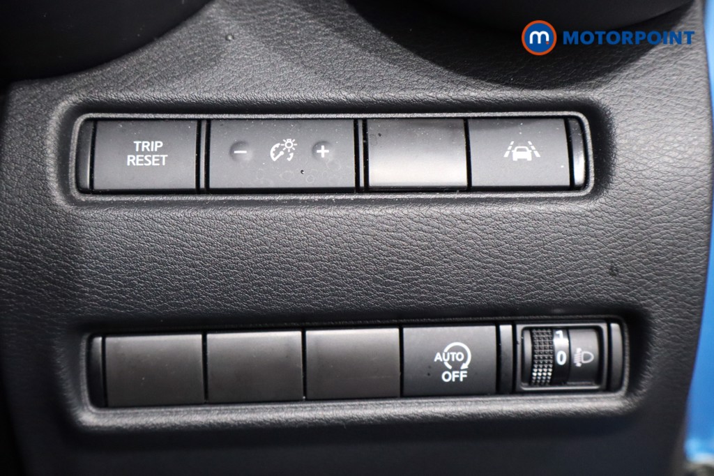 Nissan Juke N-Connecta Manual Petrol SUV - Stock Number (1539706) - 22nd supplementary image