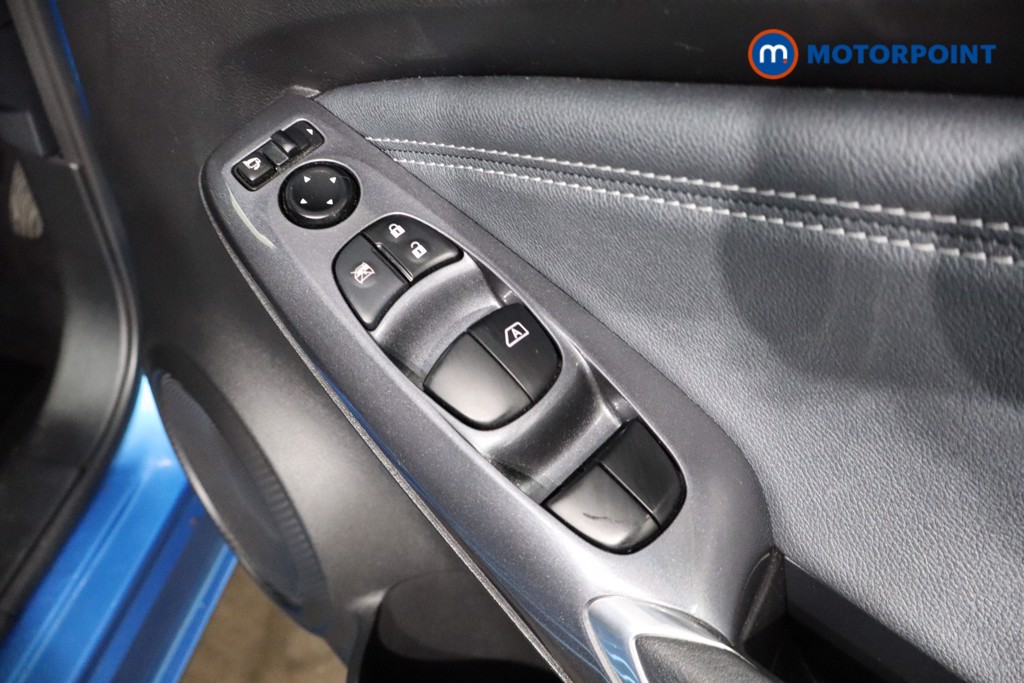 Nissan Juke N-Connecta Manual Petrol SUV - Stock Number (1539706) - 24th supplementary image