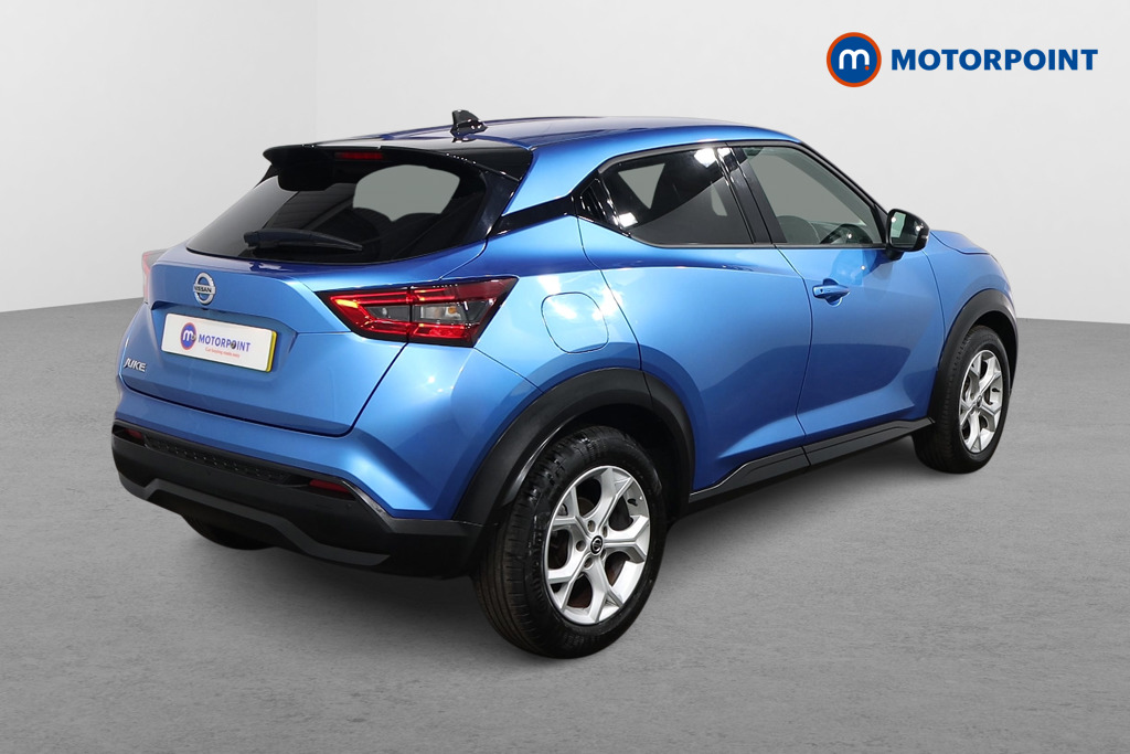 Nissan Juke N-Connecta Manual Petrol SUV - Stock Number (1539706) - Drivers side rear corner