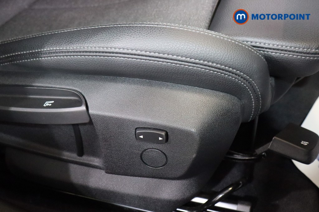 BMW 2 Series Sport Automatic Petrol Saloon - Stock Number (1540030) - 10th supplementary image