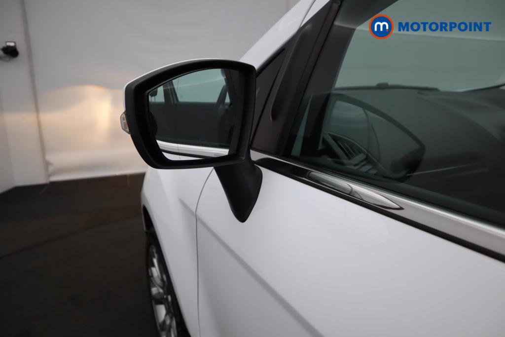 Ford Ecosport Titanium Manual Petrol SUV - Stock Number (1540241) - 29th supplementary image