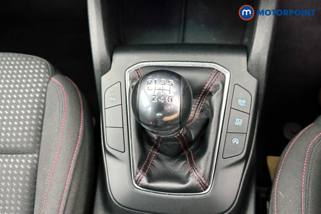 Ford Focus St-Line Manual Diesel Hatchback - Stock Number (1540243) - 12th supplementary image