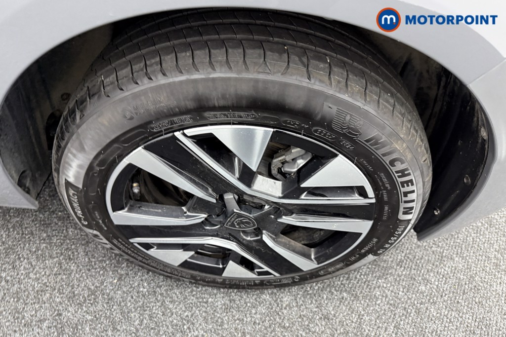 Peugeot 208 Allure Manual Petrol Hatchback - Stock Number (1540254) - 27th supplementary image