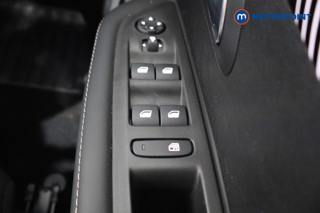 Peugeot 208 Allure Manual Petrol Hatchback - Stock Number (1540348) - 18th supplementary image