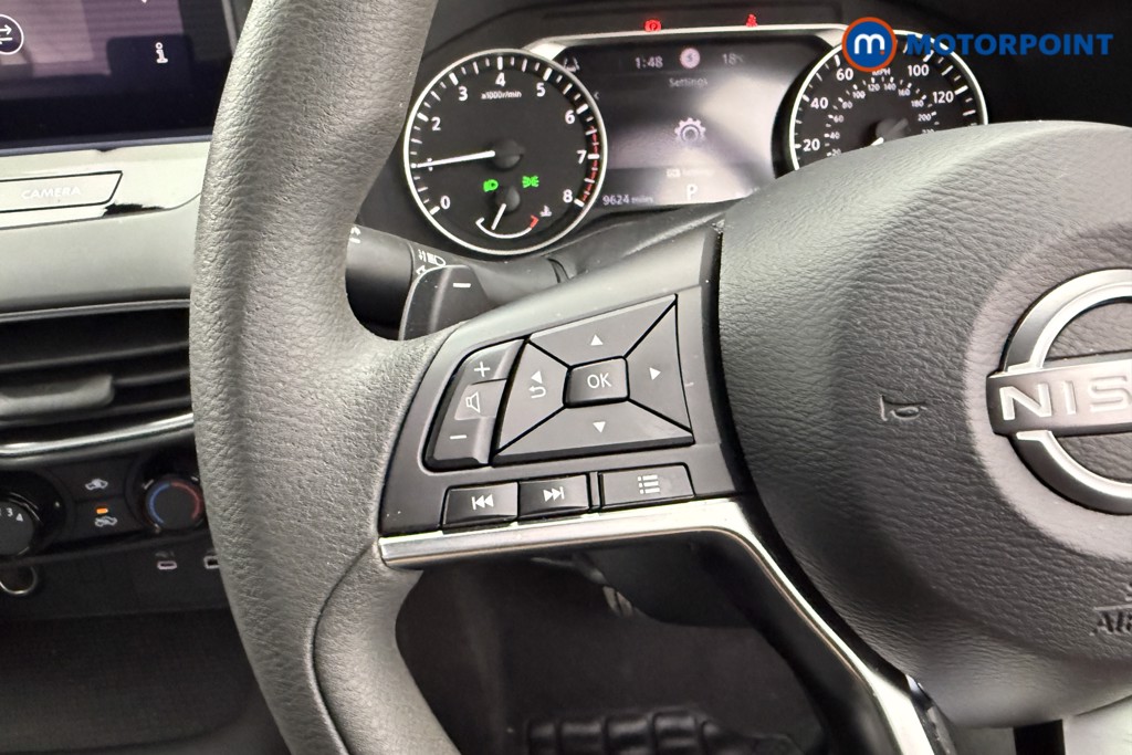 Nissan Juke Acenta Premium Automatic Petrol SUV - Stock Number (1540410) - 11th supplementary image