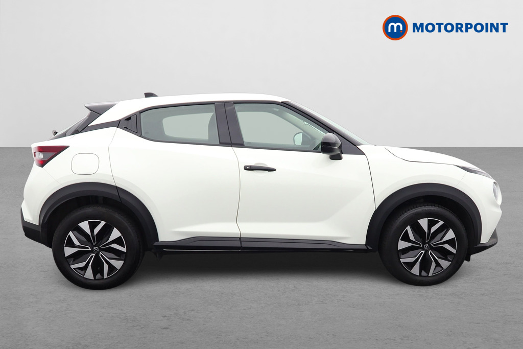 Nissan Juke Acenta Premium Automatic Petrol SUV - Stock Number (1540410) - Drivers side