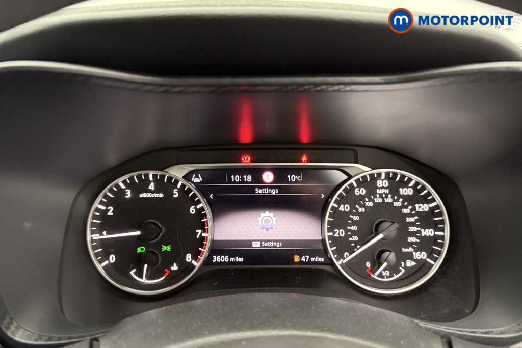 Nissan Juke Acenta Premium Manual Petrol SUV - Stock Number (1540412) - 4th supplementary image