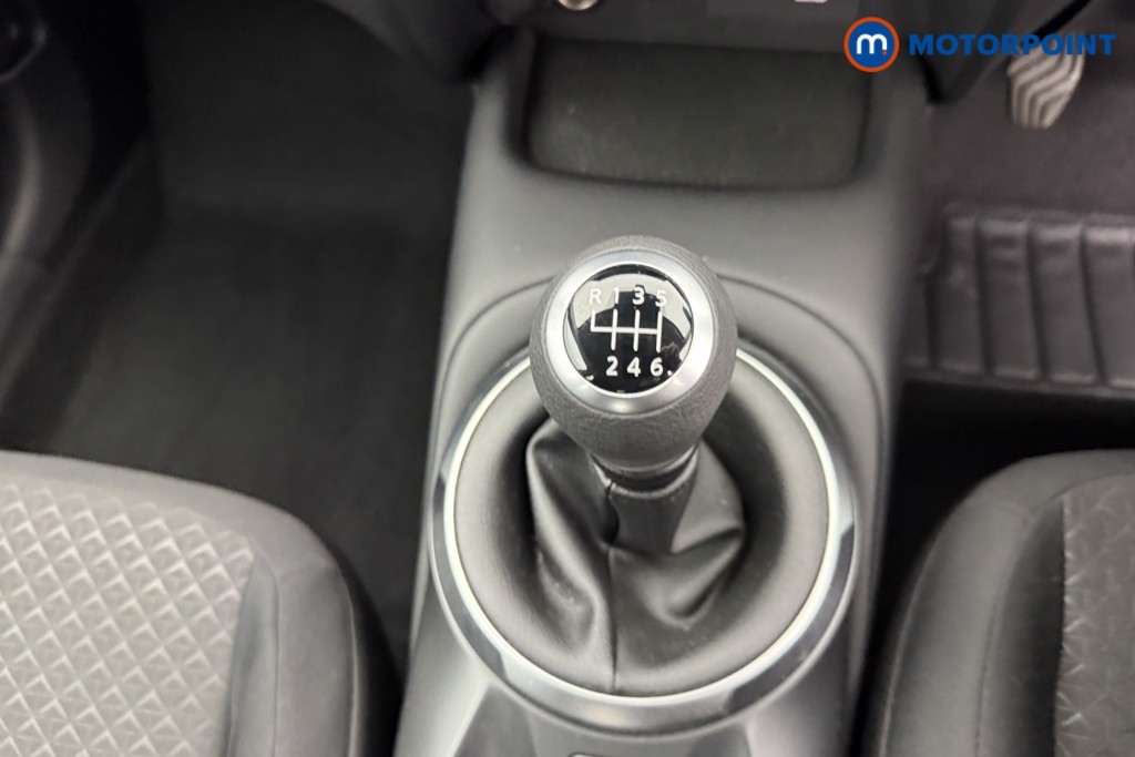 Nissan Juke Acenta Premium Manual Petrol SUV - Stock Number (1540412) - 10th supplementary image