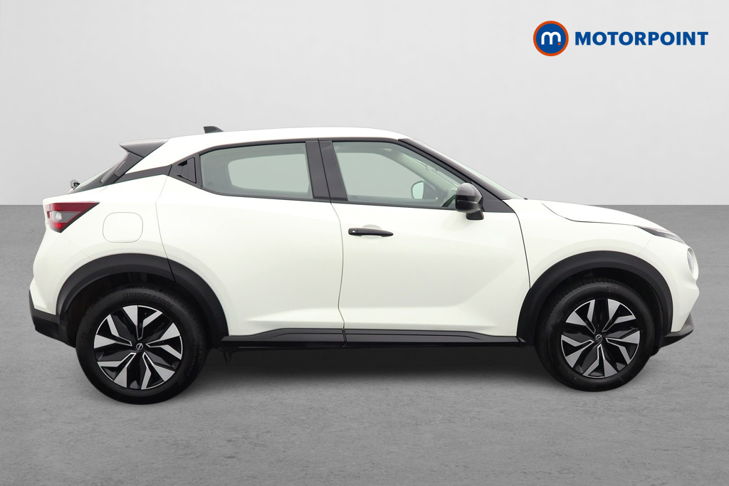 Nissan Juke Acenta Premium Manual Petrol SUV - Stock Number (1540412) - Drivers side