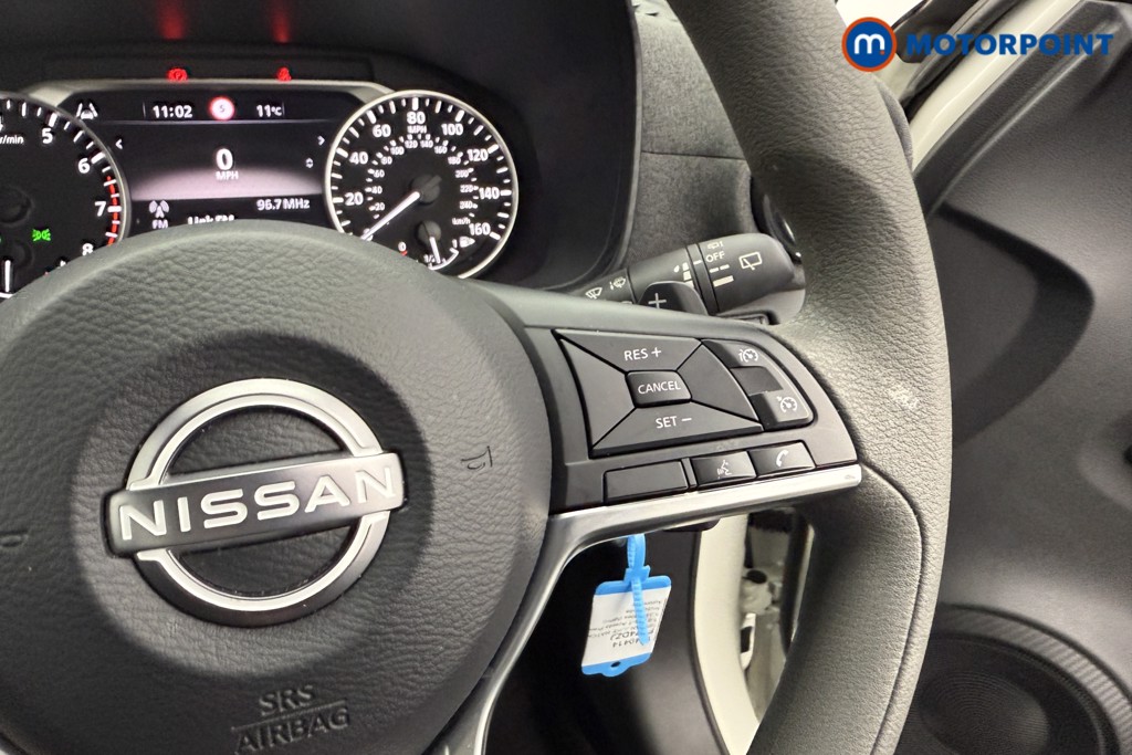 Nissan Juke Acenta Premium Automatic Petrol SUV - Stock Number (1540414) - 12th supplementary image