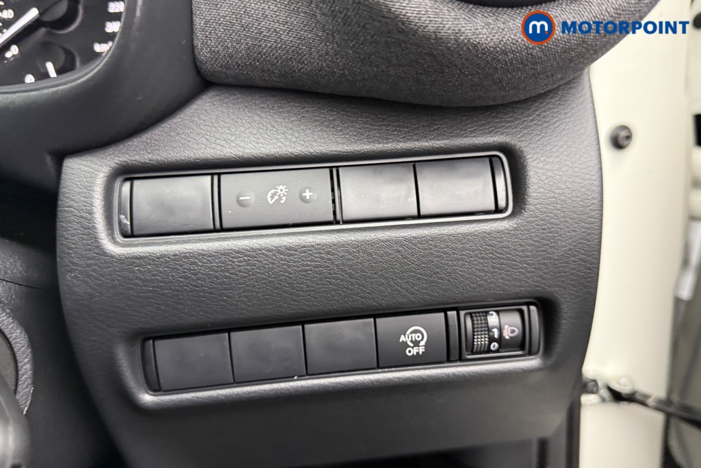 Nissan Juke Acenta Premium Automatic Petrol SUV - Stock Number (1540414) - 13th supplementary image