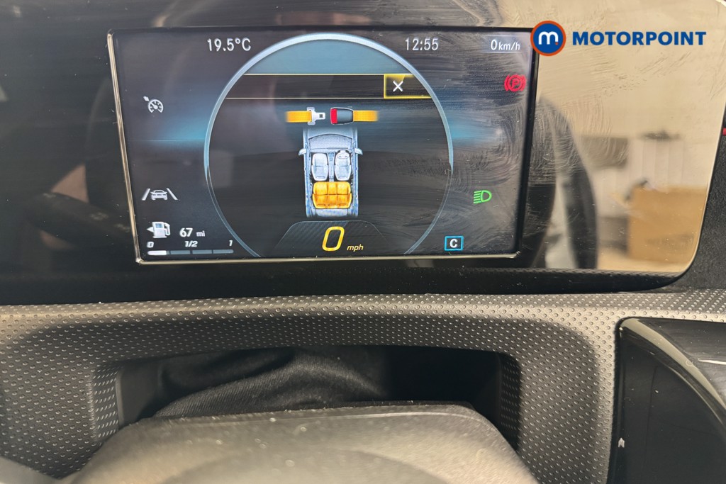 Mercedes-Benz A Class Amg Line Manual Petrol Hatchback - Stock Number (1540534) - 9th supplementary image