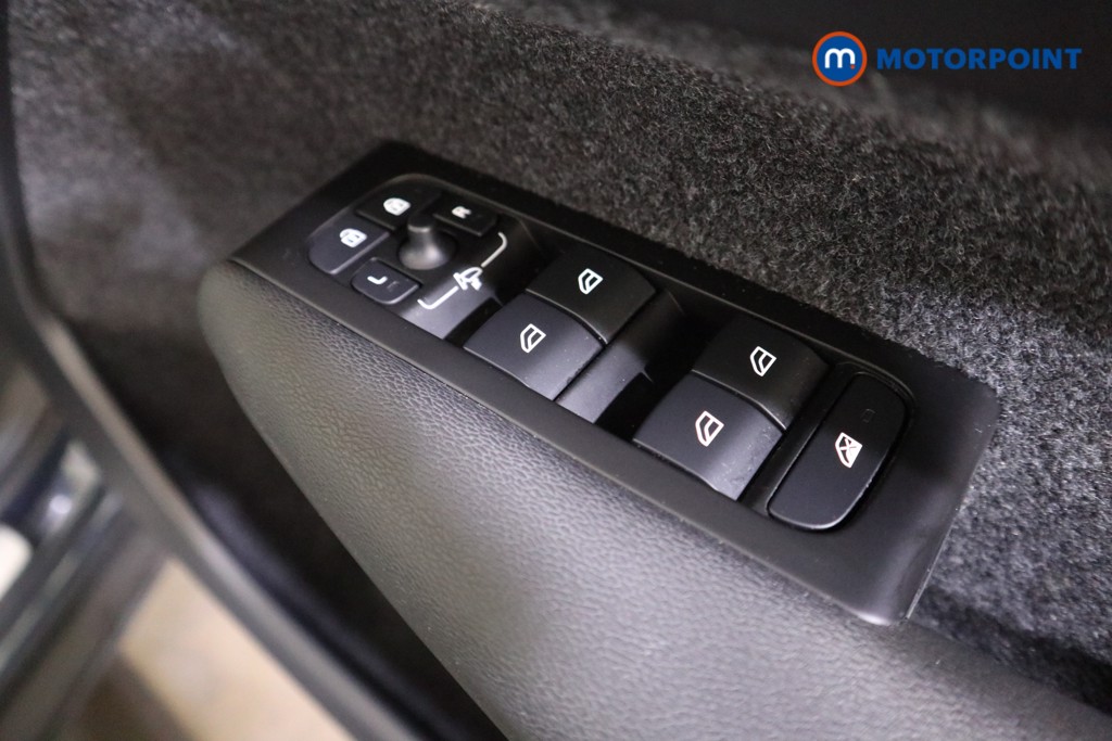 Volvo Xc40 Inscription Automatic Petrol Plug-In Hybrid SUV - Stock Number (1540788) - 9th supplementary image