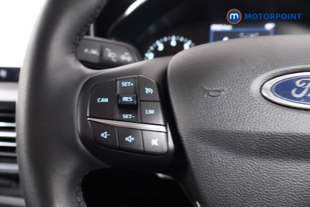 Ford Focus Titanium Manual Petrol-Electric Hybrid Hatchback - Stock Number (1540802) - 7th supplementary image