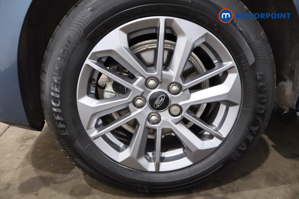 Ford Focus Titanium Manual Petrol-Electric Hybrid Hatchback - Stock Number (1540802) - 11th supplementary image