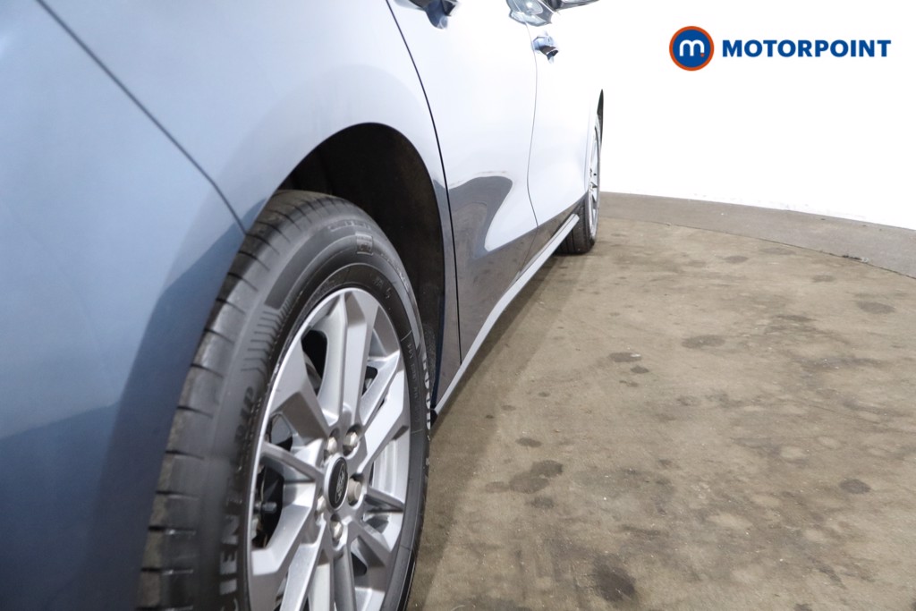Ford Focus Titanium Manual Petrol-Electric Hybrid Hatchback - Stock Number (1540802) - 23rd supplementary image