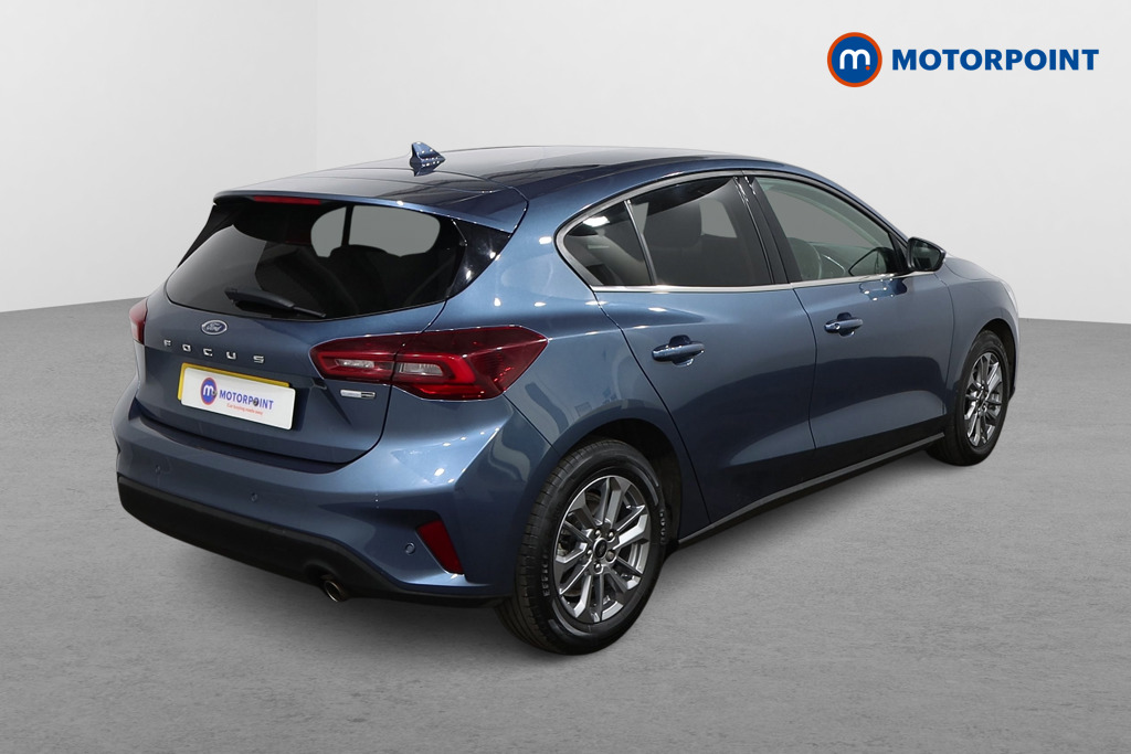 Ford Focus Titanium Manual Petrol-Electric Hybrid Hatchback - Stock Number (1540802) - Drivers side rear corner