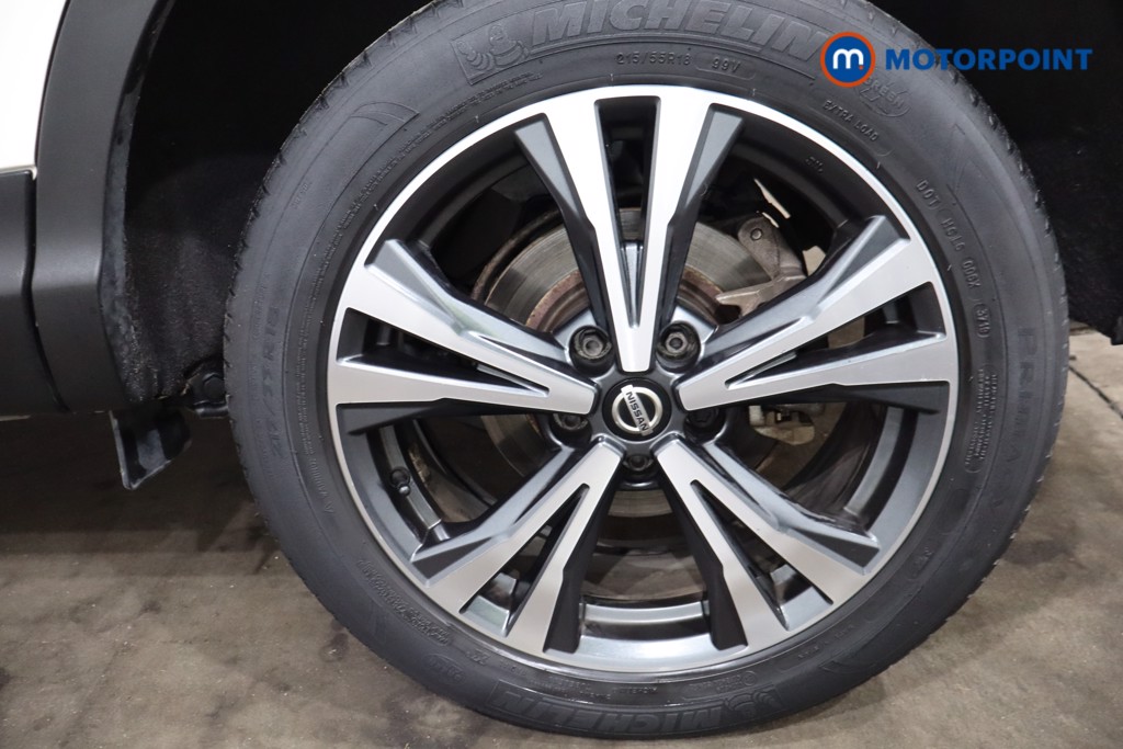 Nissan Qashqai N-Connecta Manual Petrol SUV - Stock Number (1540818) - 10th supplementary image