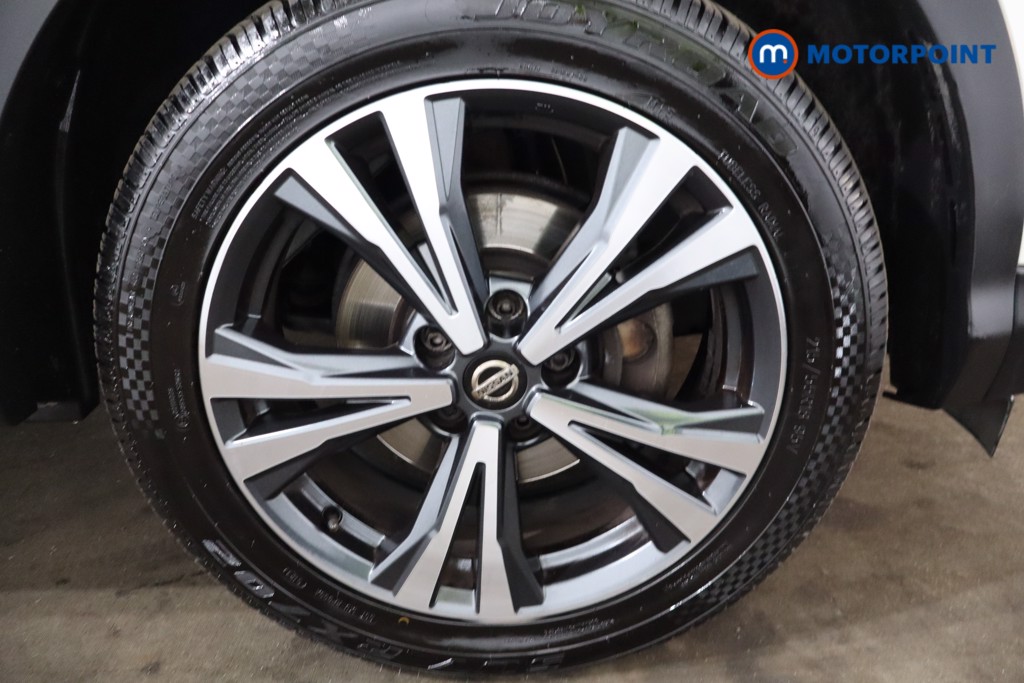 Nissan Qashqai N-Connecta Manual Petrol SUV - Stock Number (1540818) - 12th supplementary image