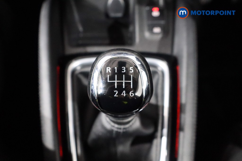 Nissan Qashqai N-Connecta Manual Petrol SUV - Stock Number (1540818) - 15th supplementary image