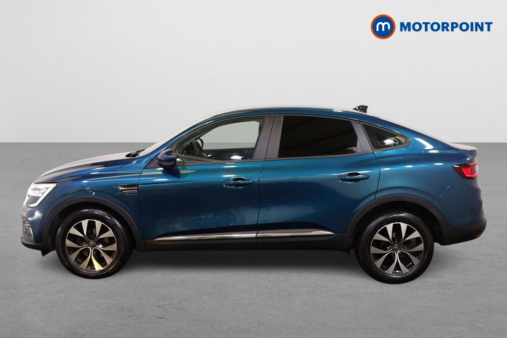 Renault Arkana Iconic Automatic Petrol-Electric Hybrid SUV - Stock Number (1541265) - Passenger side