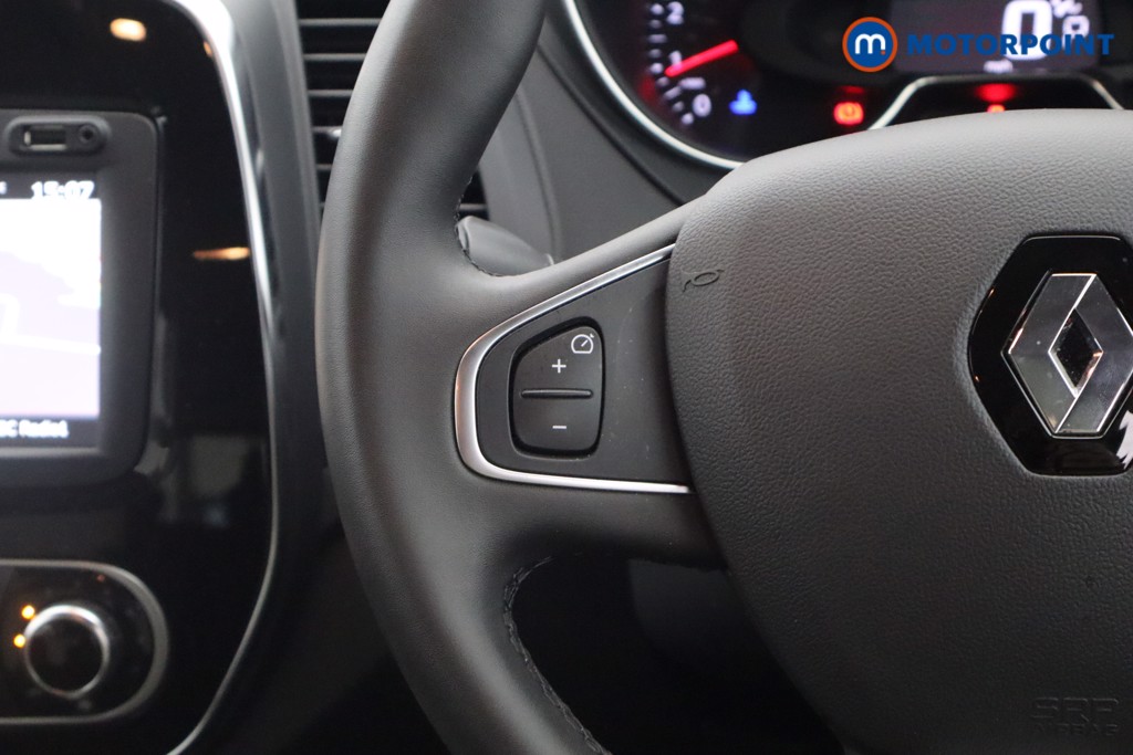 Renault Captur Iconic Automatic Diesel SUV - Stock Number (1541285) - 4th supplementary image