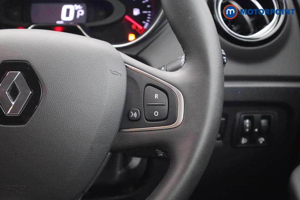 Renault Captur Iconic Automatic Diesel SUV - Stock Number (1541285) - 5th supplementary image