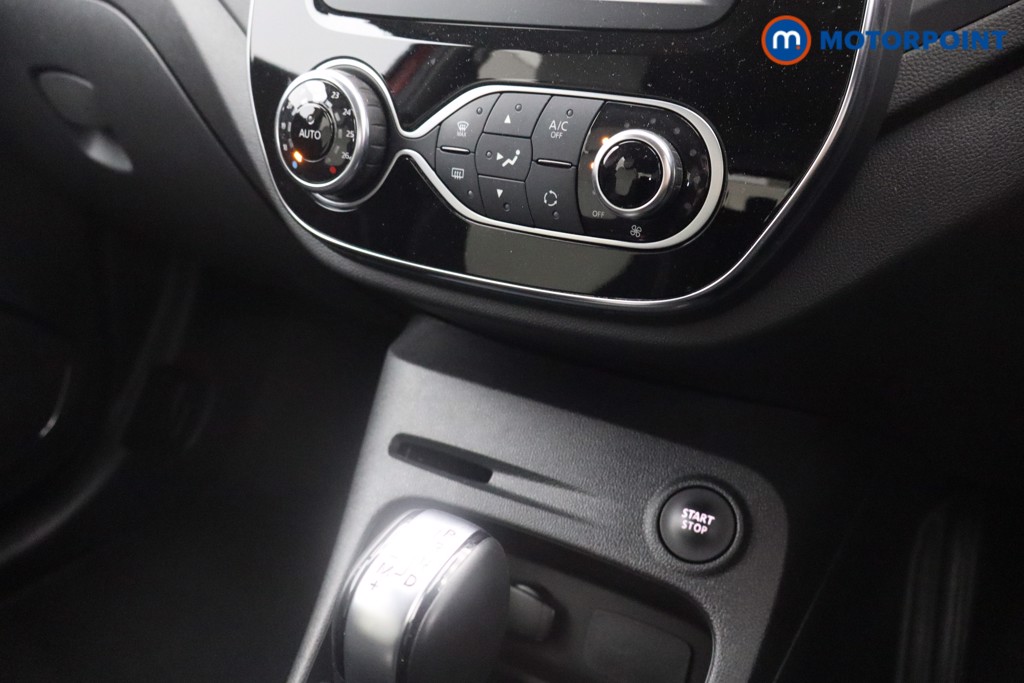 Renault Captur Iconic Automatic Diesel SUV - Stock Number (1541285) - 8th supplementary image