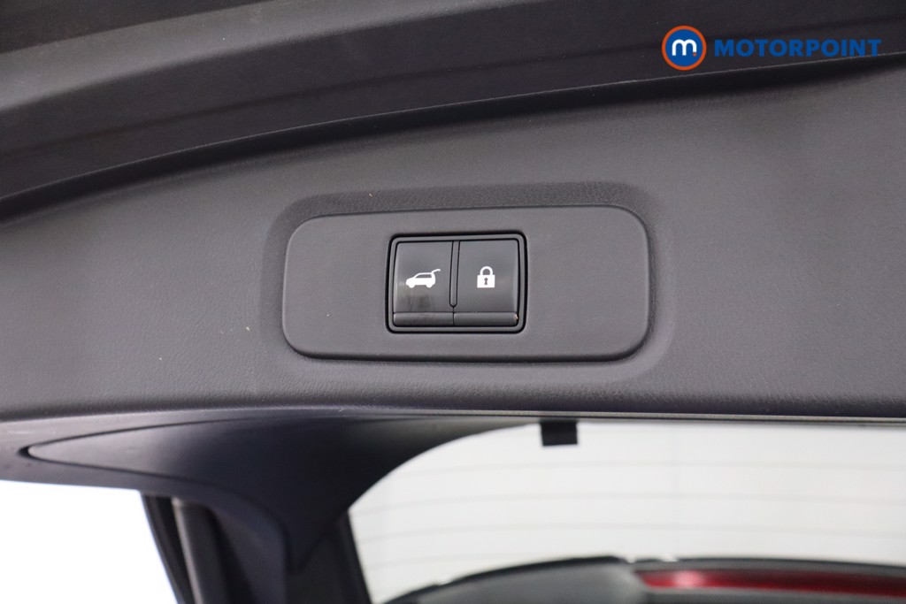 Nissan Qashqai Tekna-Plus Manual Petrol SUV - Stock Number (1541361) - 27th supplementary image