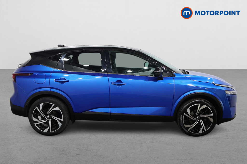 Nissan Qashqai Tekna-Plus Manual Petrol SUV - Stock Number (1541361) - Drivers side