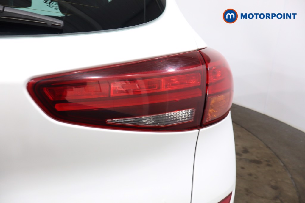 Hyundai Tucson Premium Manual Diesel SUV - Stock Number (1542010) - 26th supplementary image