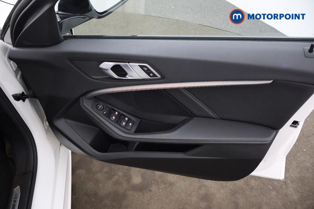 BMW 1 Series M Sport Manual Petrol Hatchback - Stock Number (1542016) - 9th supplementary image