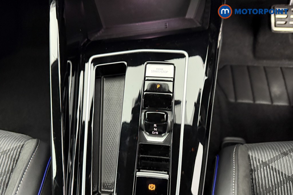 Volkswagen Golf R-Line Automatic Diesel Hatchback - Stock Number (1542406) - 12th supplementary image