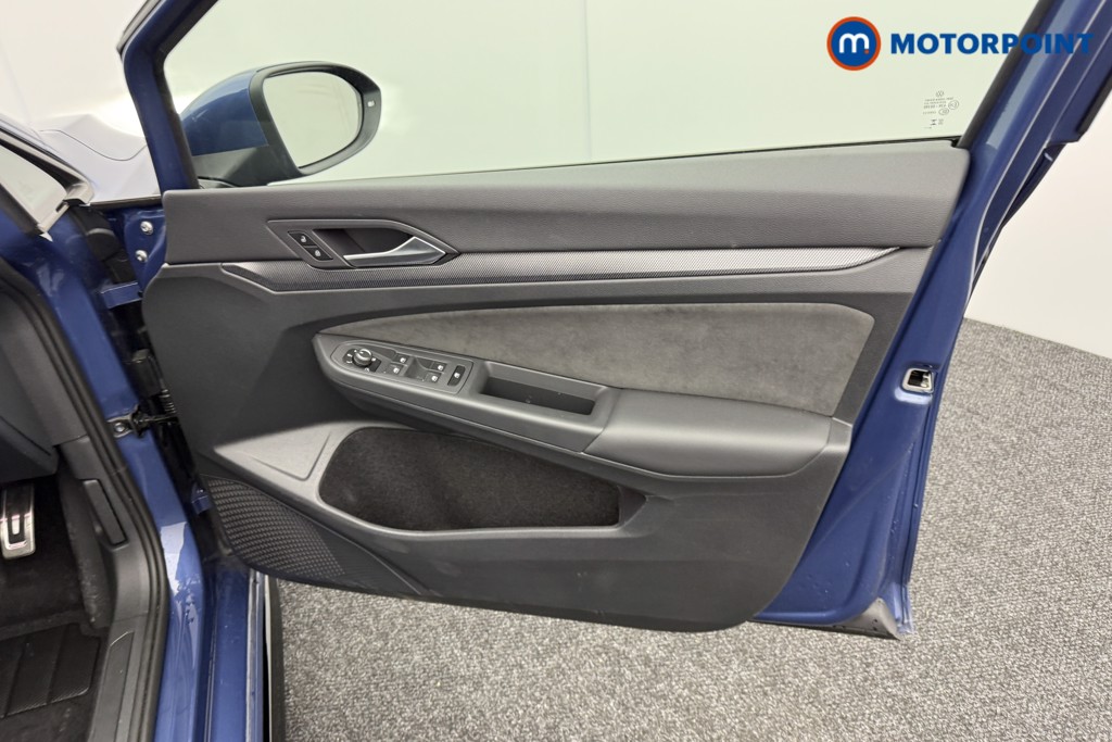 Volkswagen Golf R-Line Automatic Diesel Hatchback - Stock Number (1542410) - 16th supplementary image