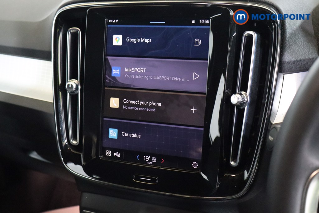 Volvo Xc40 Core Automatic Petrol SUV - Stock Number (1542965) - 3rd supplementary image
