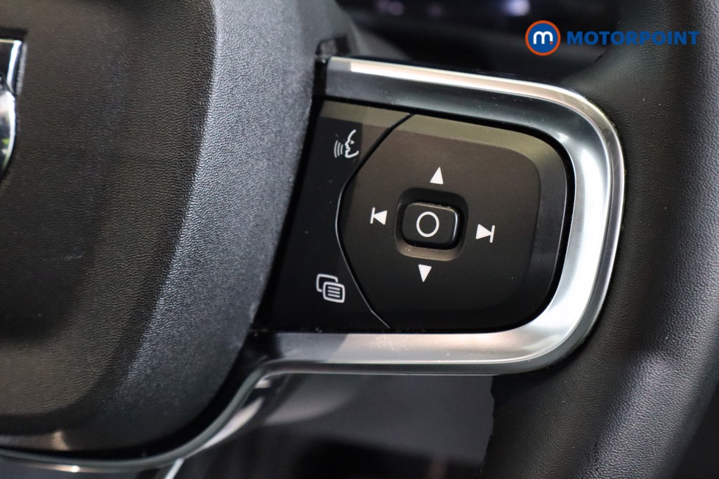 Volvo Xc40 Core Automatic Petrol SUV - Stock Number (1542965) - 8th supplementary image