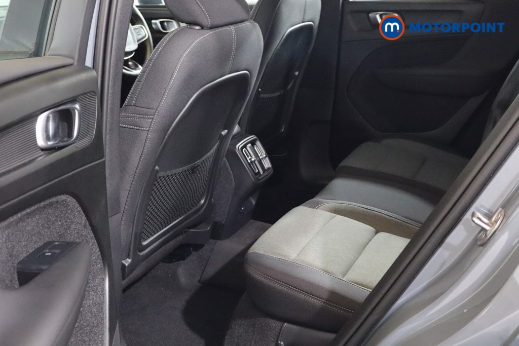 Volvo Xc40 Core Automatic Petrol SUV - Stock Number (1542965) - 11th supplementary image